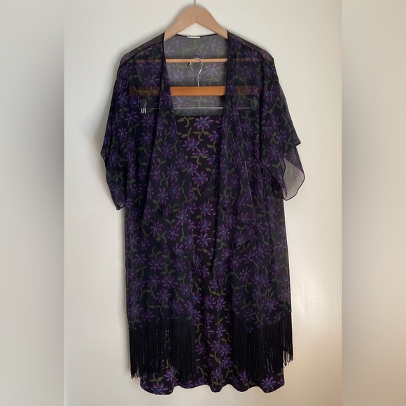 NWOT LuLaRoe ‘Monroe’ Sheer Kimono w/ Fringe, Black w/ Purple Flowers Size L - Picture 12 of 12